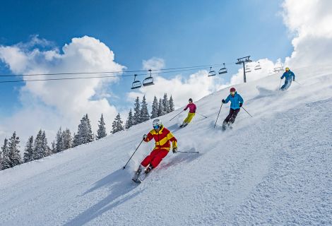 Skifahren auf perfekt präparierten Pisten in der Skiwelt Wilder Kaiser Brixental